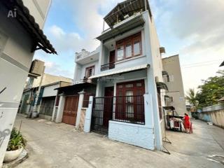 Mua 1 sổ được 2 nhà q12  92m2 (công nhận đủ)  giá 4.5 tỷ thương lượng