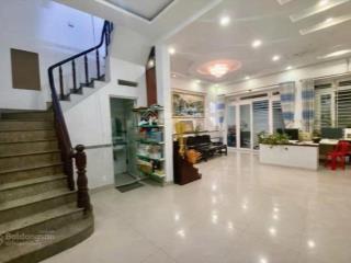 Nhà đẹp diện tích khủng  ngang 6.2m hiếm có  sát chợ ta11  giá 6.2 tỷ thương lượng