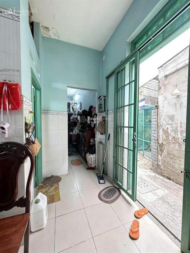 Lô góc song hành hẻm xe hơi  nhà đẹp 2 tầng giá 3.7t tl  đi bộ 3 phút ra cầu vượt an sương