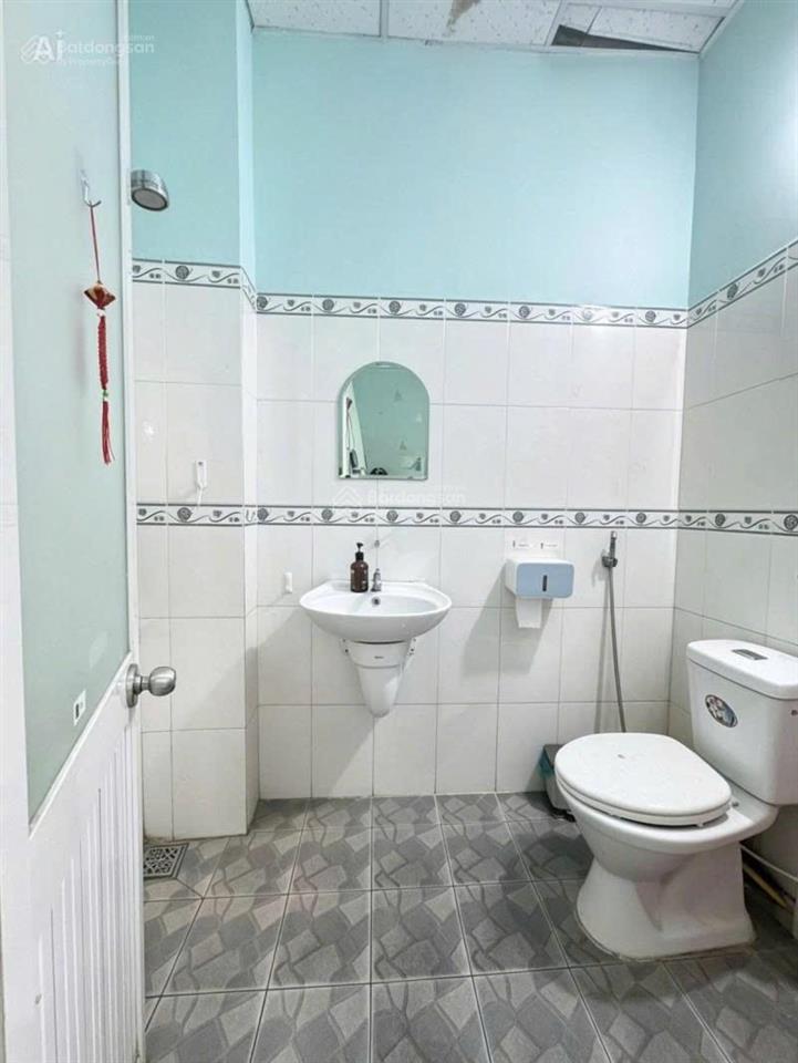 Nhà hoàn công đủ  kế bên galaxy nguyễn ảnh thủ  giá 3.6t thương lượng