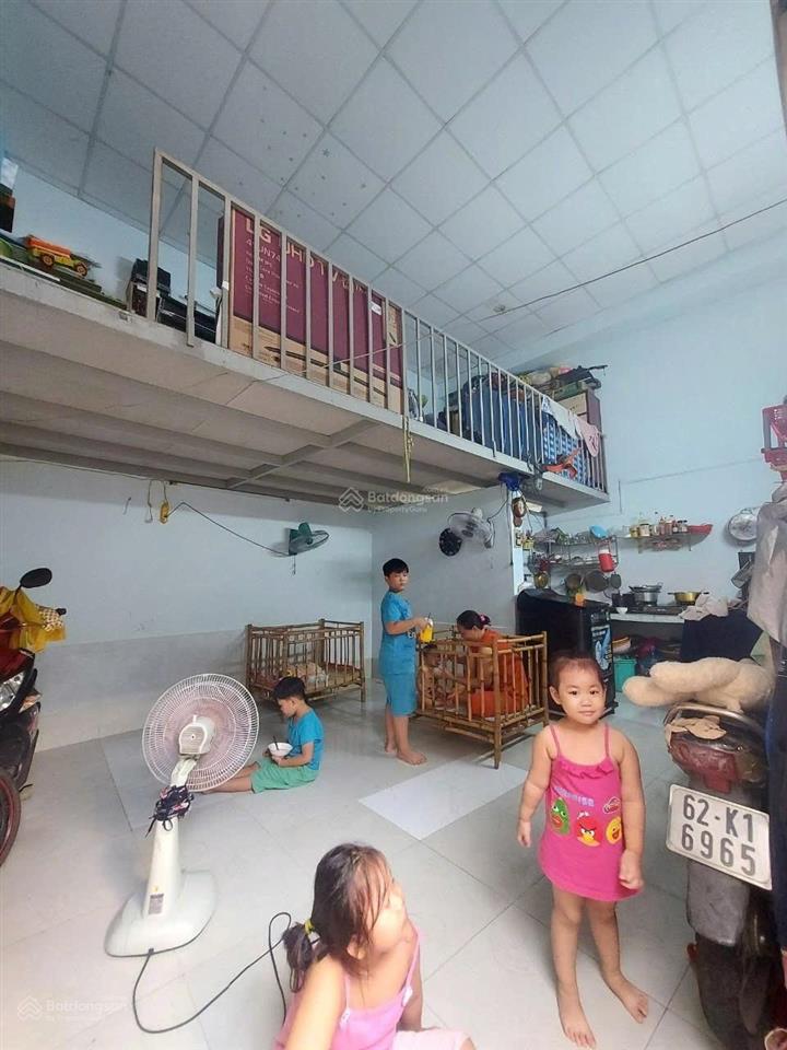 Ngộp bán cắt lỗ 800tr nhà trung mỹ tây q12  100m2  hẻm xe tải  giá chỉ 3.2 tỷ