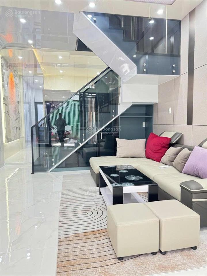Giảm sâu 400tr còn 4.9t  nhà mới, chủ tặng full nội thất cho khách  2 phút ra siêu thị mega