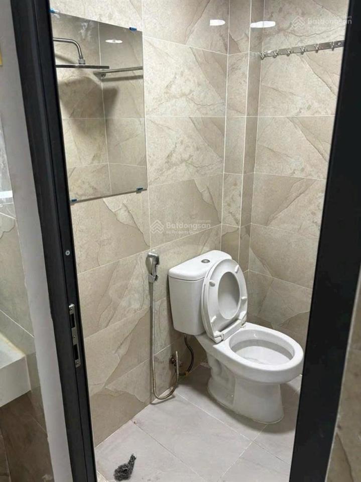 Giảm ngay 100 triệu  nhà mới 100% sân thượng  tặng full nội thất xách vali vào ở ngay  sát ql1a