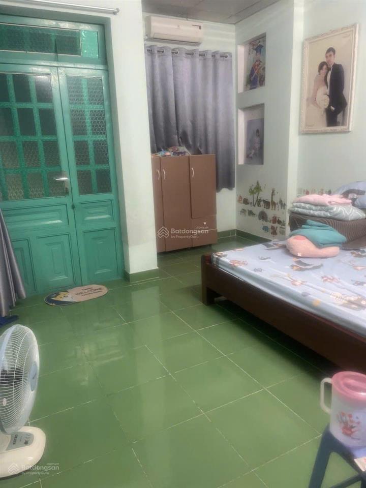 Nhà 2 tầng btct đẹp ở ngay  ô tô 7 chỗ đỗ cửa  có pn trệt  giá chỉ 4.95t thiện chí bán