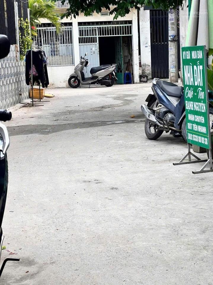 Nhà 2 tầng lô góc 2 mặt thoáng  kdc hiện hữu sát chợ thiếc  3 bước ra hẻm ô tô  giá chỉ 4,15 tỷ