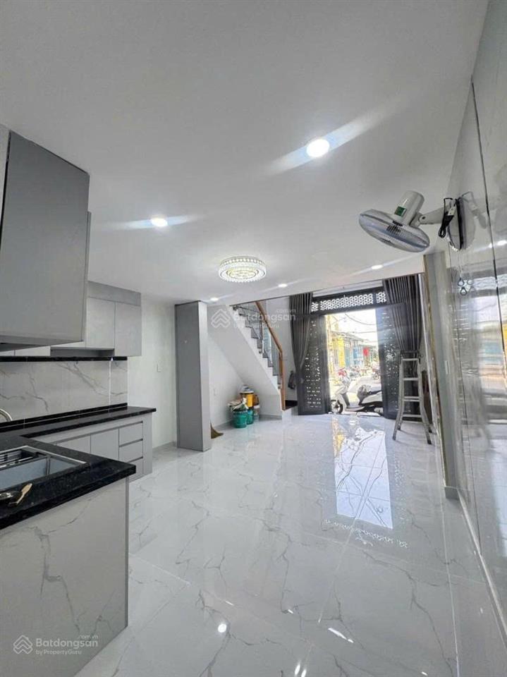 Chủ ngộp hạ sốc 150 triệu  giá mới 2.99 tỷ  nhà đẹp hiệp thành 45 quận 12  hẻm ô tô sát gò vấp