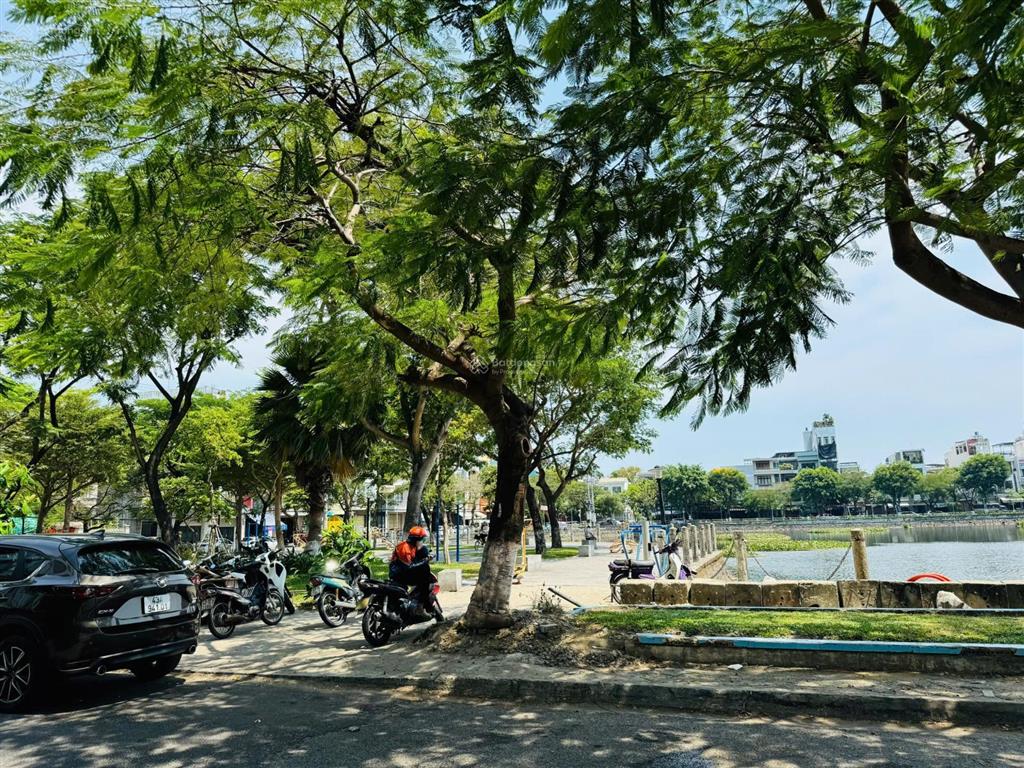 Chính chủ ngộp bank bán nhanh nhà 4 tầng đường hàm nghi ngay công viên bờ hồ siêu thoáng mát