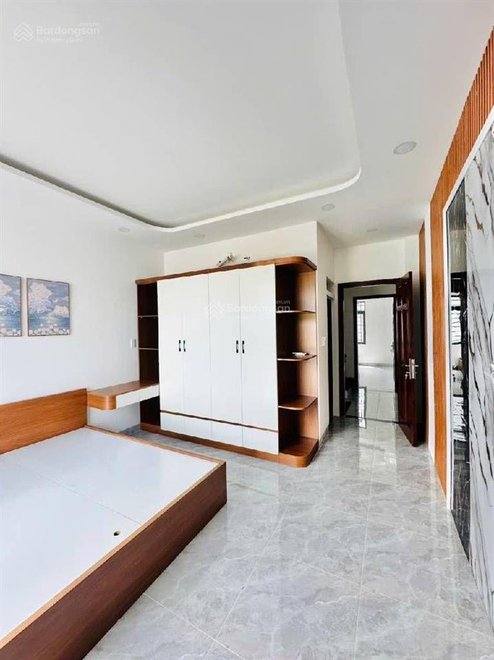 Mặt tiền kinh doanh ao đôi nhà mới chuẩn pháp lý .