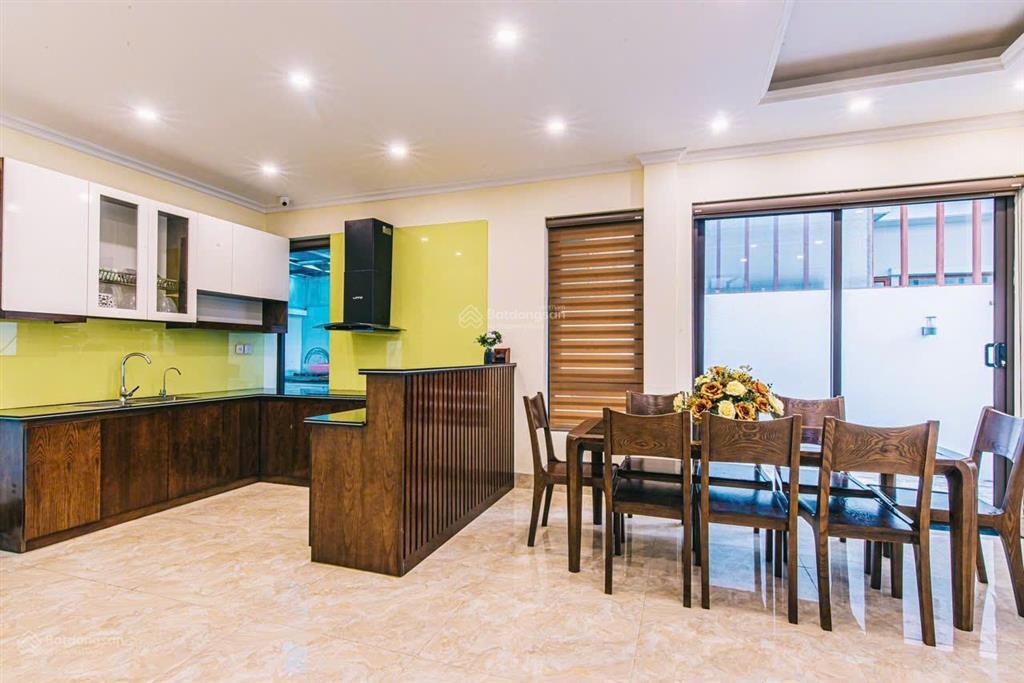 Bán biệt thự 7pn full nội thất đang hoạt động cho thuê hàng năm