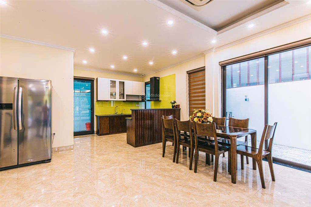 Bán biệt thự 7pn full nội thất đang hoạt động cho thuê hàng năm