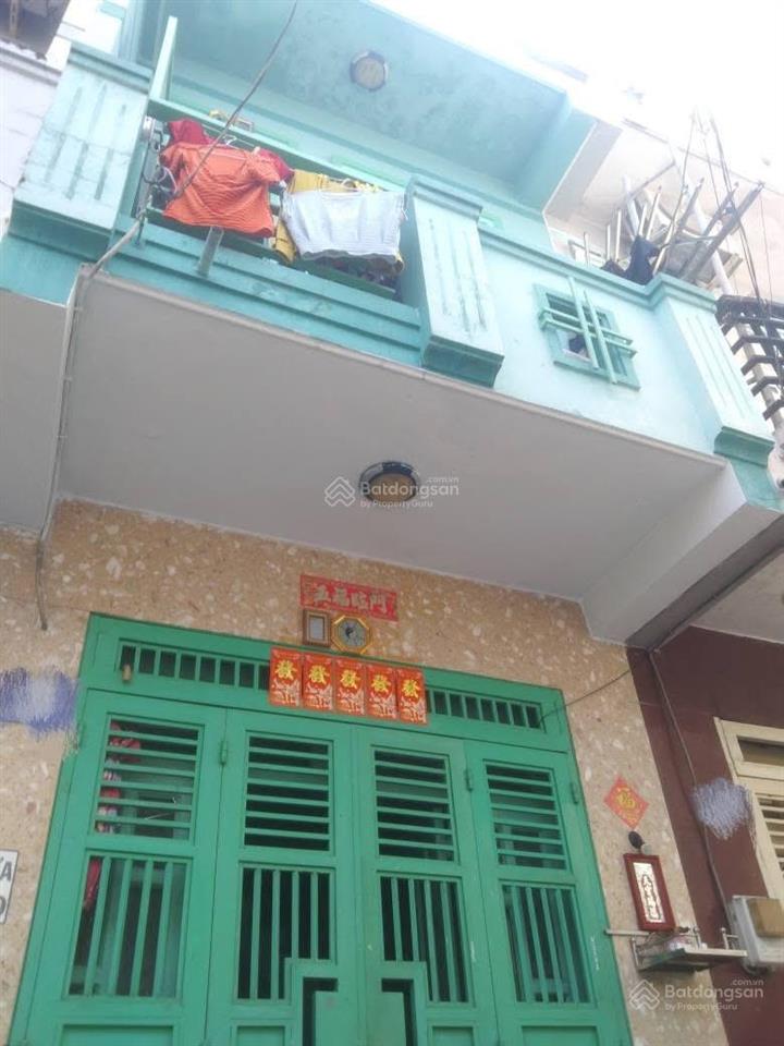 Lưu hữu phước  quận 8. mặt tiền 3.2m 2 tầng 2 phòng ngủ .hẻm 34m giá chỉ nhỉnh 2 tỷ