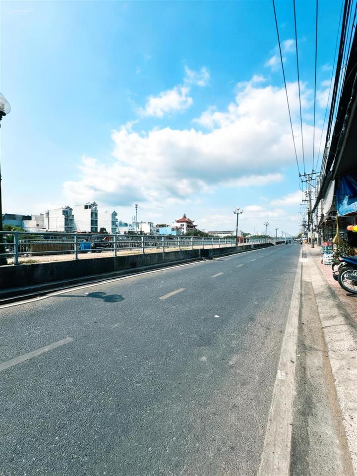 Mặt tiền phú định 160m giá nhỉnh 12 tỷ mua đất tặng nhà, giữ tiền quá đỉnh