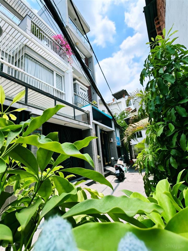 Bán nr 4pn, 3wc, 50m2, 7,6 tỷ tại phạm thế hiển, chánh hưng, hcm