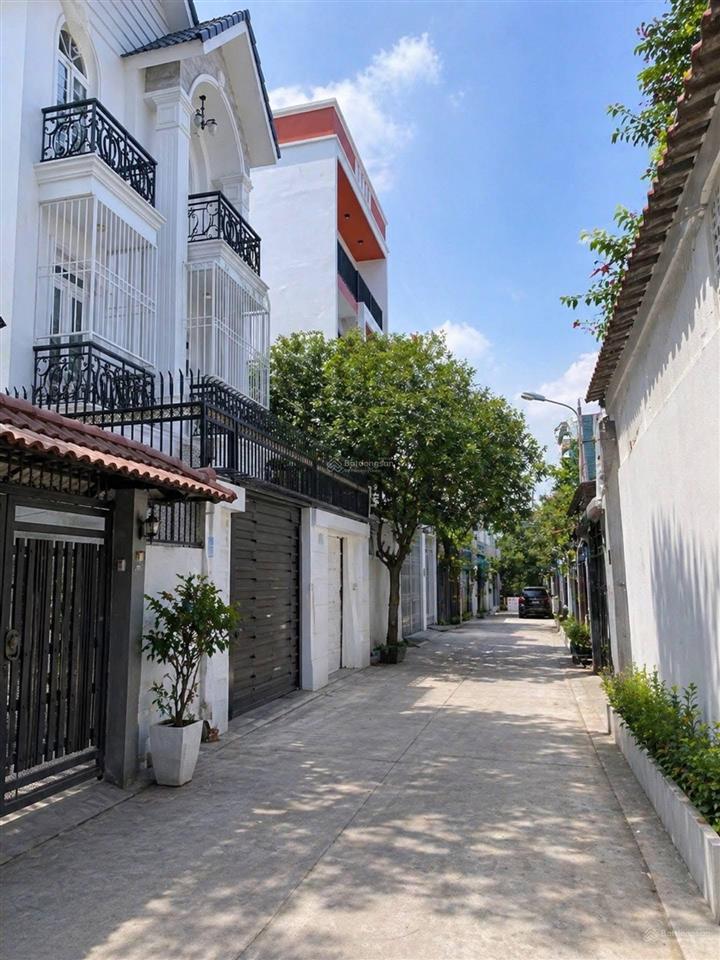 Siêu phẩm ngang 8m  giá "sập sà,n"  sổ vuông như tờ a4