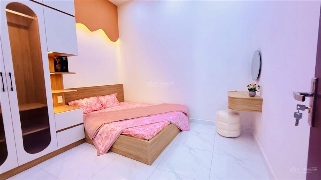 Chủ kẹt tiền hạ mạnh 55m nhà mới 4 tầng giá giật mình quận 8