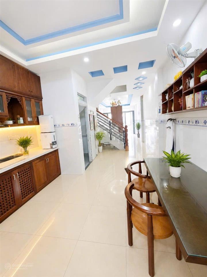 Nhà đẹp 3 tầng hẻm xe hơi 6m nguyễn quý yêm, an lạc, bình tân, chỉ nhỉnh 5. x tỷ, dt 56m2