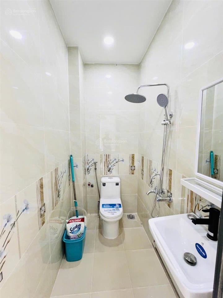 Bình đông quận 8 nhà mới dọn vào ở ngay ngang 6m hiếm có diện tích 40m (ngang 6m)