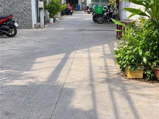 Dương bá trạc q8 | 57m² | 4 x 14.6m | 5 tỷ
hiện chia 3 căn cho thuê, dòng tiền khoảng 10 triệu