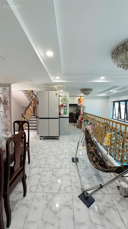 Bán nhà 6 tầng an lạc an dương vương dt 126m giá 1xxx tỷ
vị trí đẹp, khu dân cư văn minh