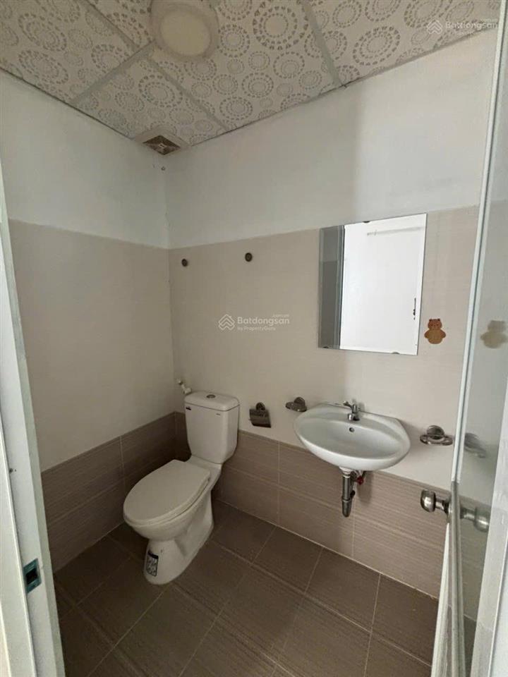 Bán căn tm view phố biển  chung cư hoàng quân  bắc nha trang( vĩnh hoà cũ ).  0943 523 ***