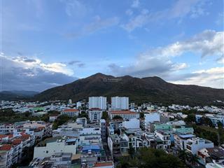 Cho thuê căn hộ hoàng quân đầy đủ nội thất, view xéo biển.  0943 523 ***