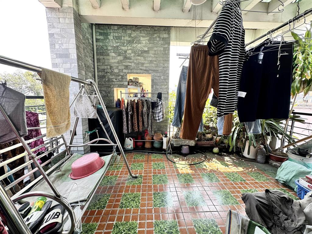 Hxh mai thị lựu quận 1  1 căn ra mặt tiền  5tầng btct  n4.5  31.62m2  5pn  9,2 tỷ