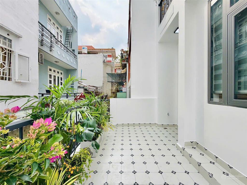 Nhà đẹp nở hậu  full option cao cấp  ở ngay trung tâm p11 gò vấp  giá 6,94 tỉ