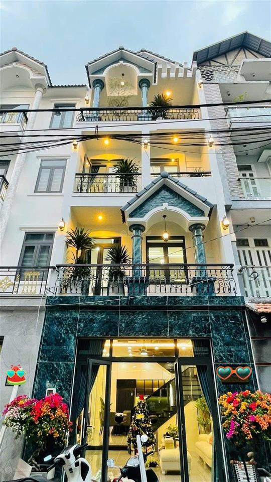 Hiếm có khó tìm  nhà 4 tầng hẻm xe tải 10m, full nội thất cao cấp gò vấp