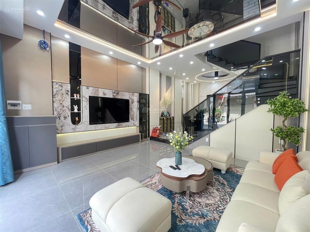 Hiếm có khó tìm  nhà 4 tầng hẻm xe tải 10m, full nội thất cao cấp gò vấp