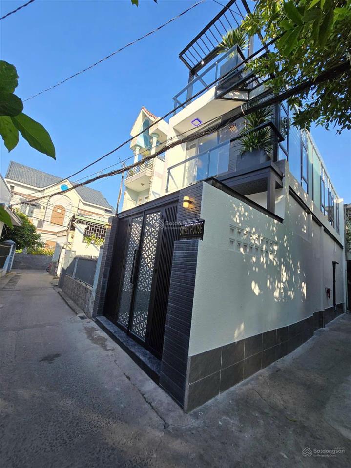 Góc 2 mặt tiền hiếm thông nhà mới đẹp, có pn tầng trệt full nội thất 6,28ty