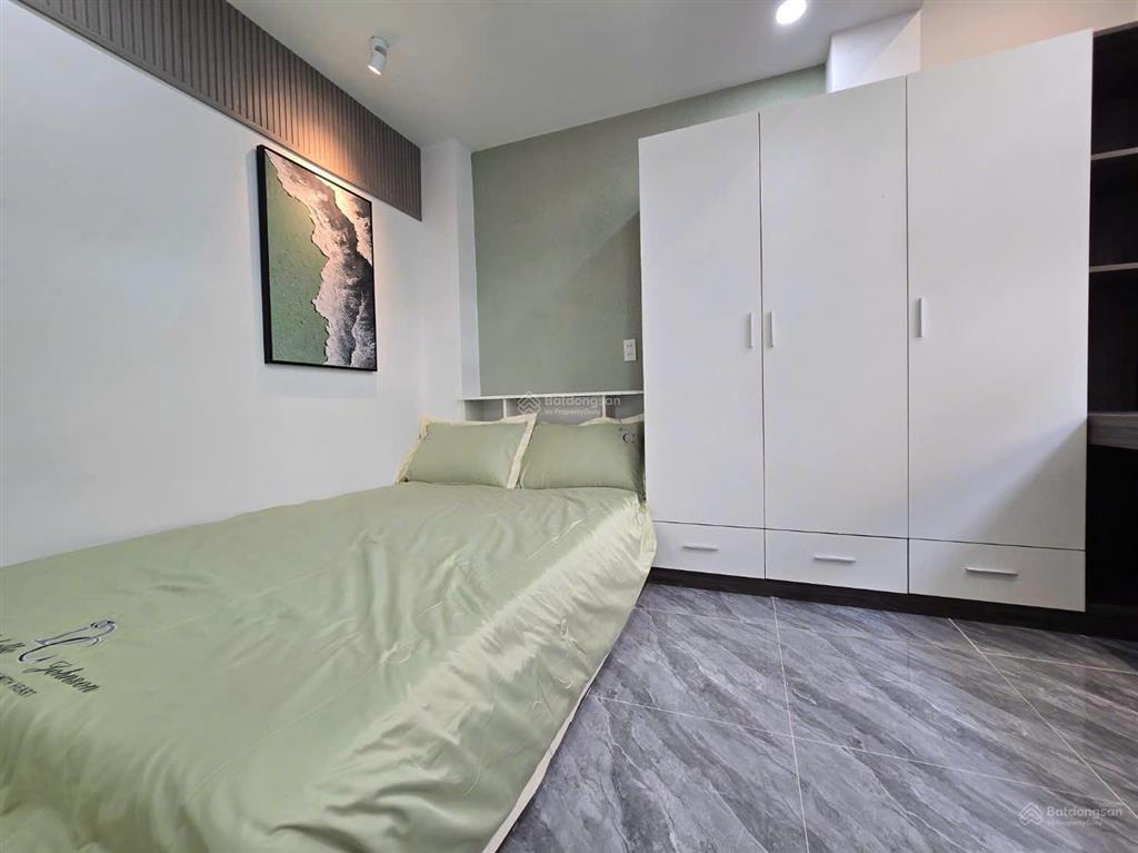 Góc 2 mặt tiền hiếm thông nhà mới đẹp, có pn tầng trệt full nội thất 6,28ty