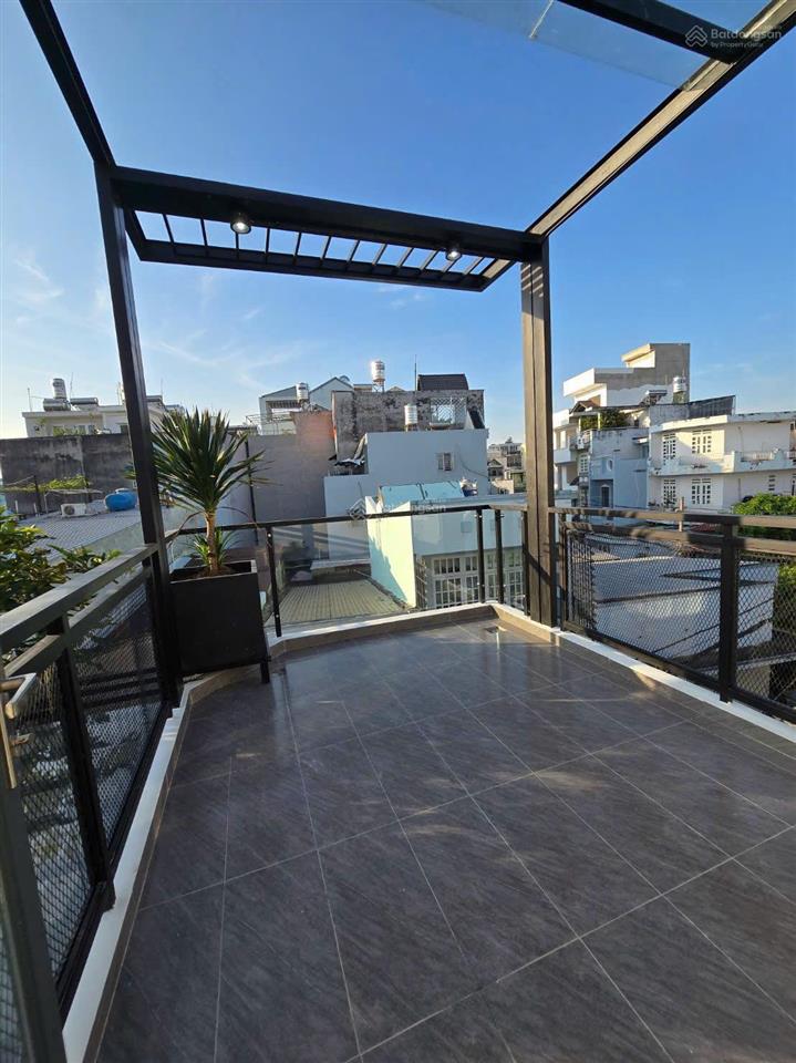 Góc 2 mặt tiền hiếm thông nhà mới đẹp, có pn tầng trệt full nội thất 6,28ty