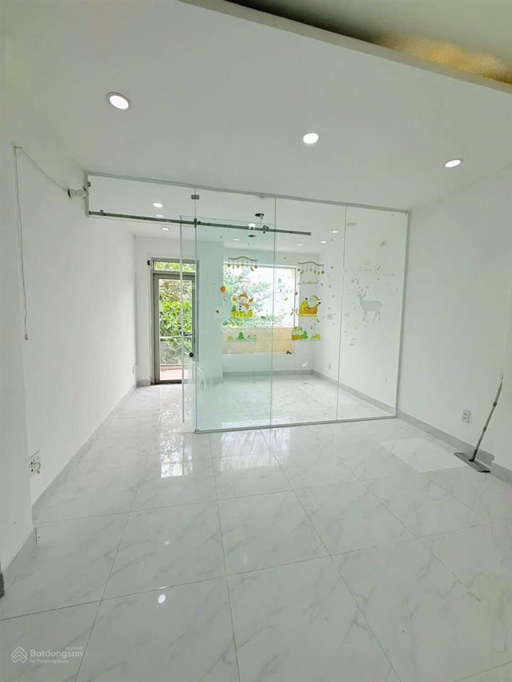 Bán nhà 4 tầng ô tô đậu cửa khu dân cư an sương  khu vip quận 13 giá chỉ còn 7 tỷ