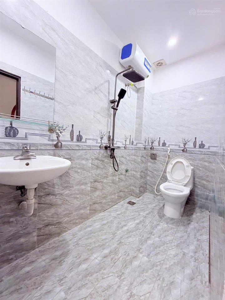 Bán nhà gần đại học công nghiệp hà nội nhổn khu a30 m2 giá nhỉnh 5 tỷ