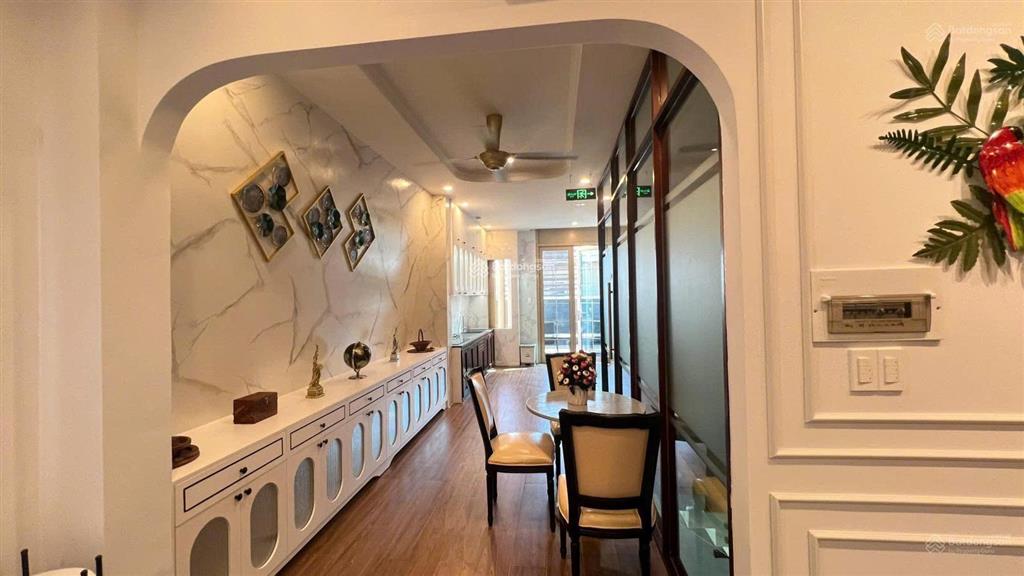 Cơ hội sở hữu nhà phố cao cấp regal pavillon ngay lõi trung tâm thành phố xinh đẹp