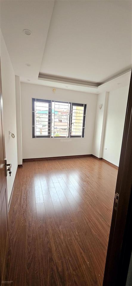 Bán nhà trần akhats chân hai bà trưng 45m 5 tầng thang máy 7 phòng mặt tiền 3.7m giá 11,85 tỷ sđcc