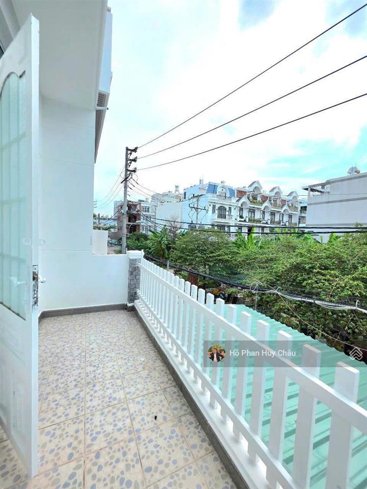 Mặt tiền chính kinh doanh 4 tỷ 86  shr gốc 2 mặt tiền 4 tỷ 86