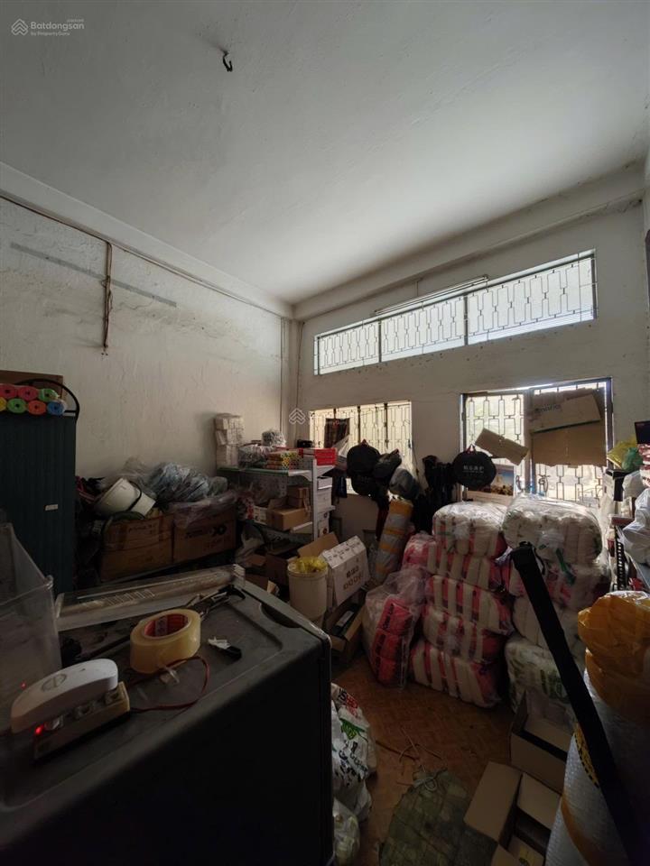 Mặt tiền hồng bàng ngay cây gõ cách y dược 2ph, 72m2 (4x18), lề 5m, chính chủ