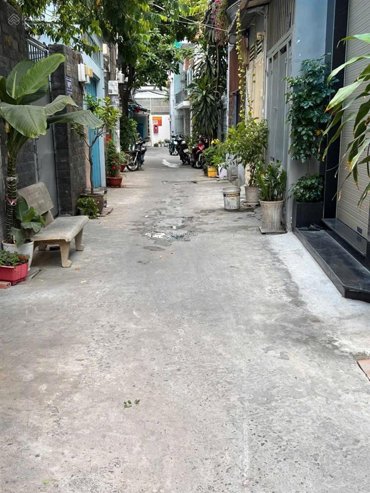 Bán nhà đẹp gò dầu tân phú, thang máy hiện đại, 4x14m, 4 tầng, giá 7,5 tỷ gần aeon