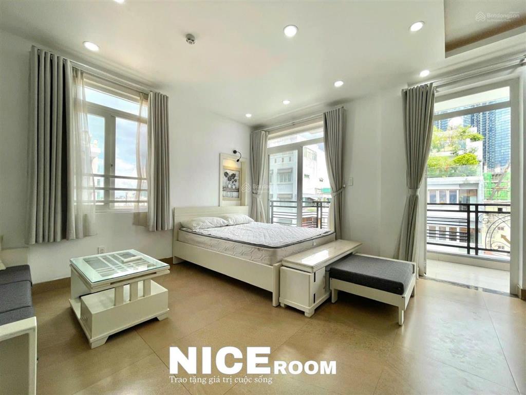 Căn hộ studio ban công ngay phạm viết chánh  toà nhà thang máy hầm xe thuận tiện đi quận 12