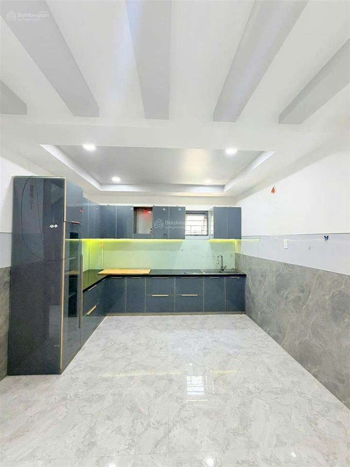 Bán nhà 1 trệt 1 lầu đường bùi thanh khiết  bình chánh  hcm dt 100m² giá 1 tỷ 850