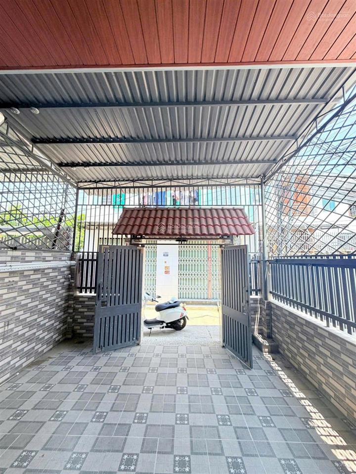 Bán nhà 1 trệt 1 lầu đường bùi thanh khiết  bình chánh  hcm dt 100m² giá 1 tỷ 850