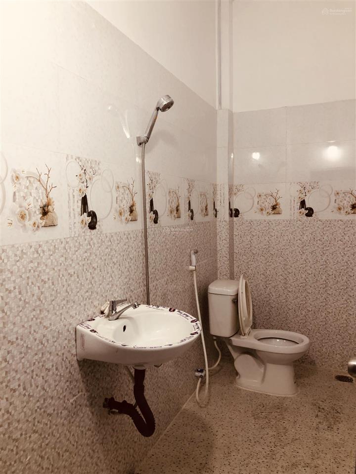Cho thuê nhà nguyên căn mặt tiền đường nguyễn thị nhỏ q. tân bình