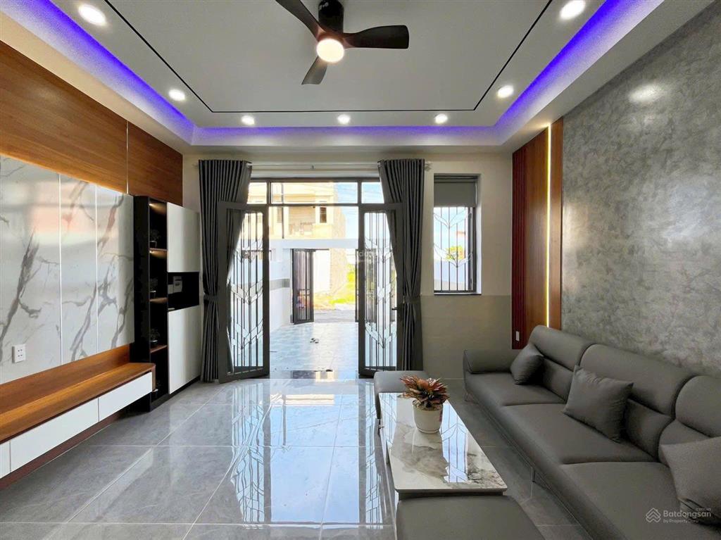 Chính chủ bán gấp nhà 870 triệu bình tân 5x23m 1 trệt 1 lầu cho thuê 19 triệu/tháng