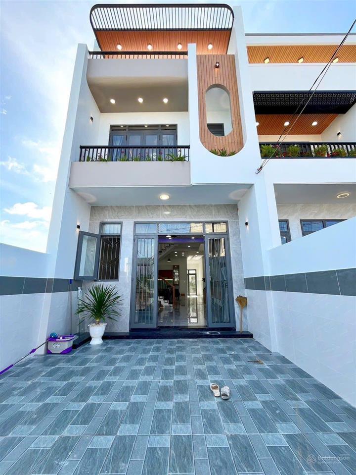 Chính chủ bán gấp nhà 870 triệu bình tân 5x23m 1 trệt 1 lầu cho thuê 19 triệu/tháng