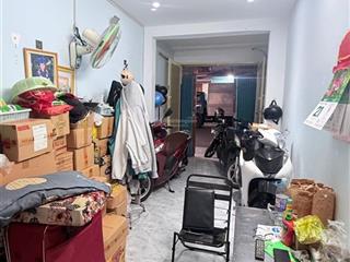 Nhà mặt tiền đường lớn, ngay trung tâm q7, phù hợp vừa ở vừa kinh doanh hoặc cho thuê