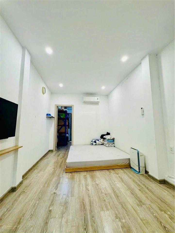Bán nhà hxh 65m2 nở hậu, 4.8 tỷ tl, 4 tầng, 4 pn, sân thượng, hẻm 465 trần xuân soạn q7