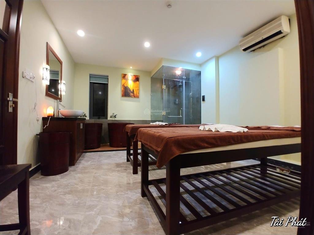 Siêu phẩm ! căn nhà spa 4 tầng  p sơn phong tp hội an 200m ngan10m mt đường 7,5m lề gia chi 15ty3