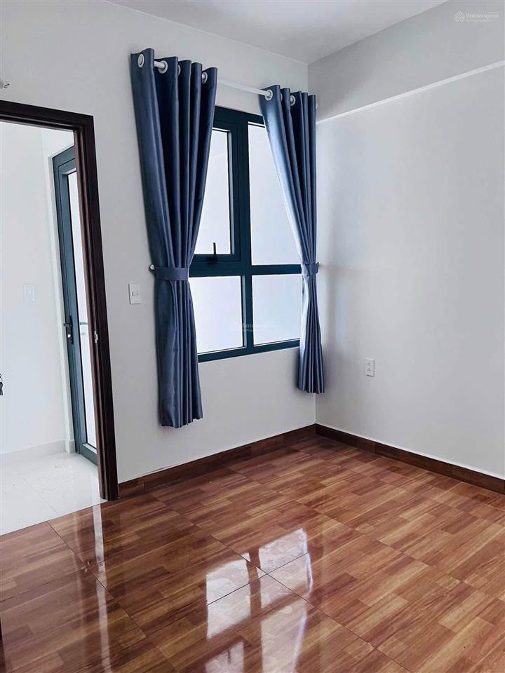 Cho thuê 2pn 5 triệu/tháng ngay vincom dĩ an, new lavida
