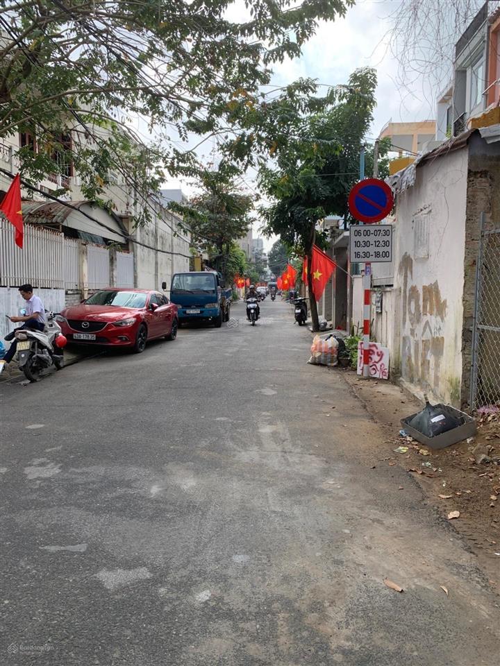 Lô đất gần biển thích hợp đầu tư với diện tích gần 300m² với giá vừa phải